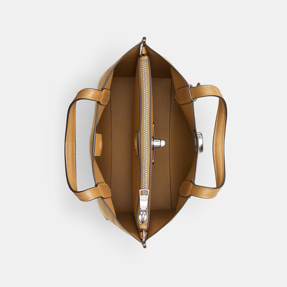 Coach Suede Willow Tote Bag 24 With Rivets - Picture 11 of 13